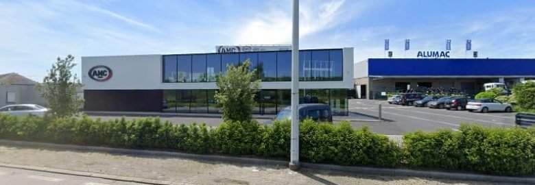 CAR & TRUCK WASH VAN PAEMEL