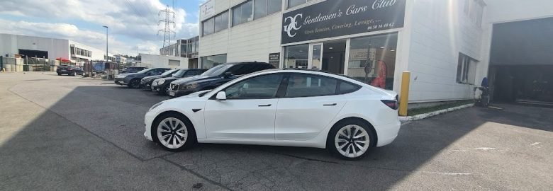 GENTLEMEN’S CARS CLUB