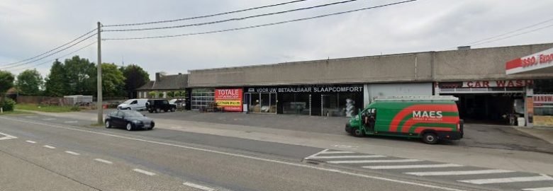 HAND CAR WASH AND SHOP