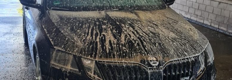 Luxe hand carwash